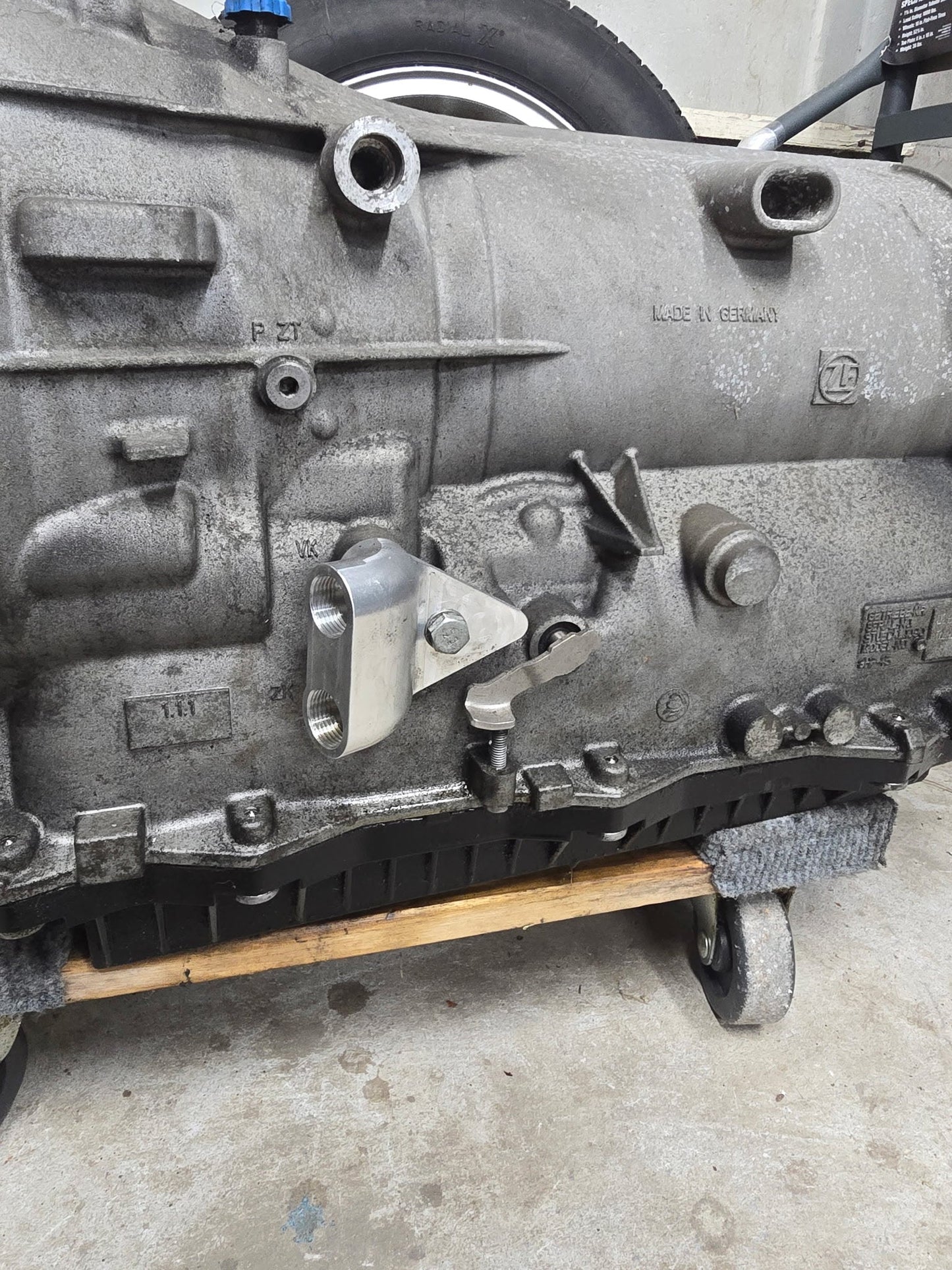 8hp Cooler Line Adapter with 8an Fittings